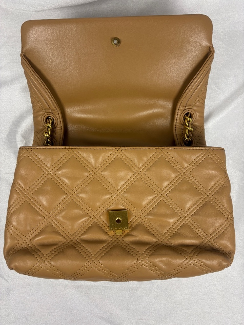 Tory Burch Quilted Leather Shoulder Bag - Camel with Gold Chain - Picture 3 of 10